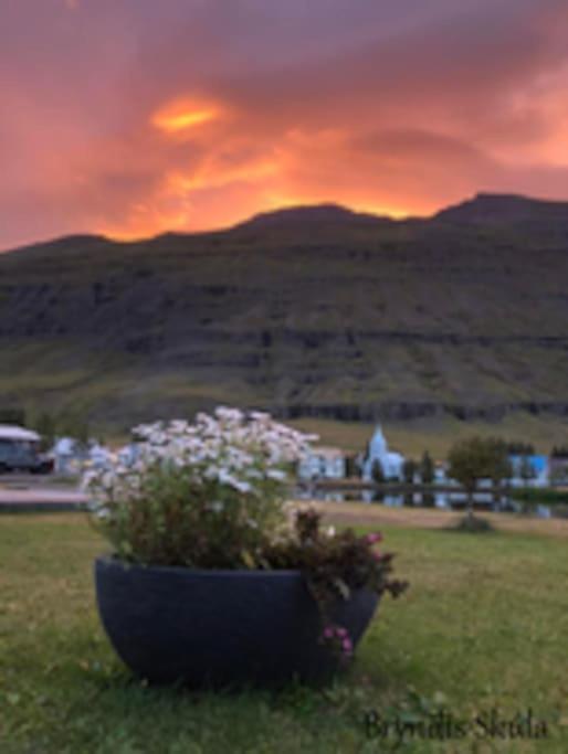 Nylenda Appartement Seyðisfjörður Buitenkant foto