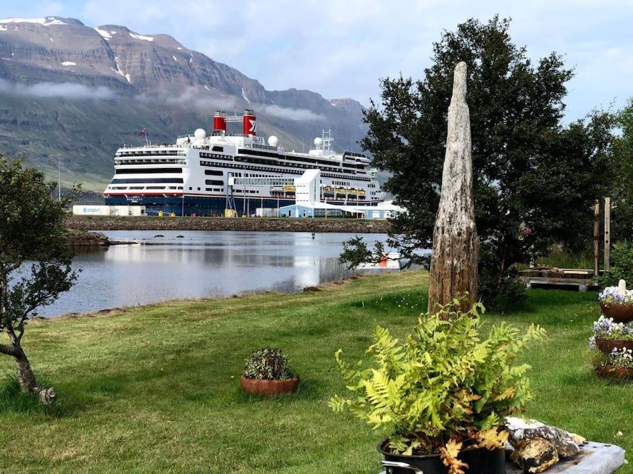Nylenda Appartement Seyðisfjörður Buitenkant foto